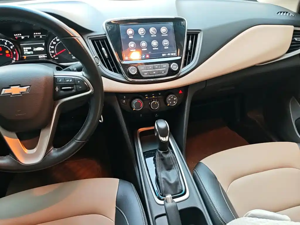 Chevrolet Monza — миниатюра 13