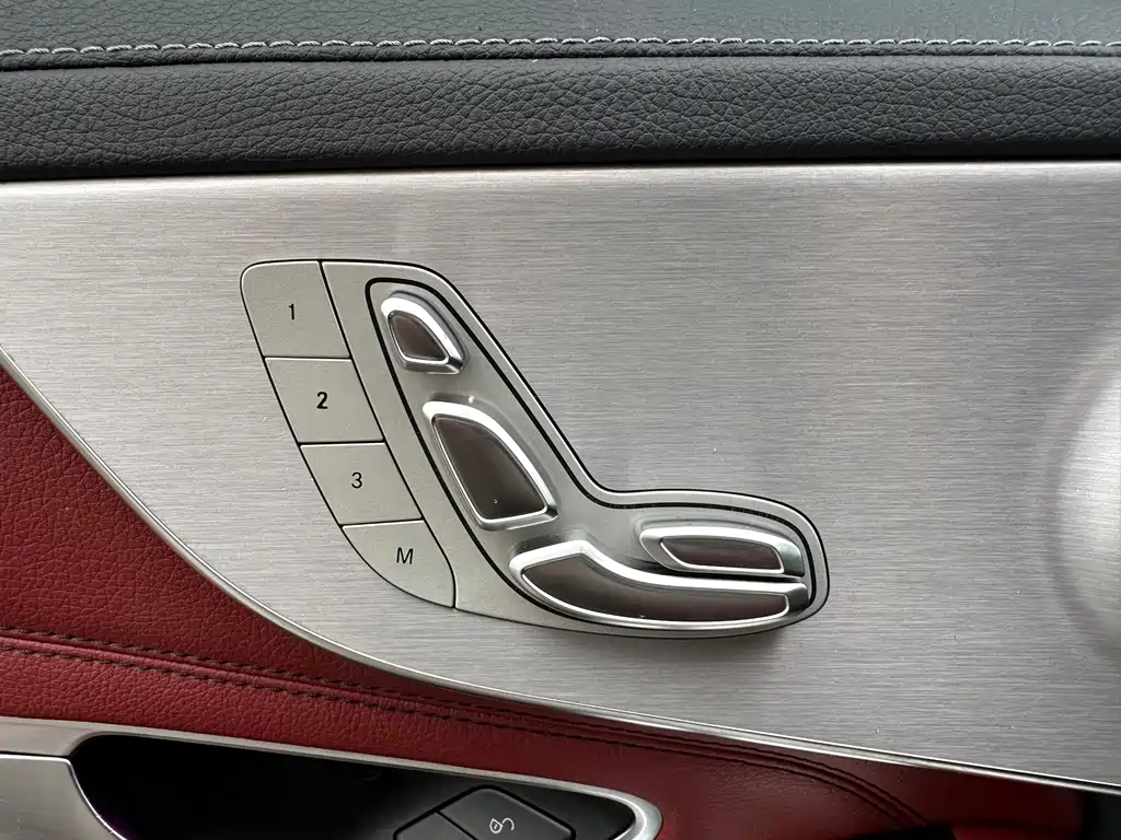 Mercedes-Benz C-Class (Import) — миниатюра 16