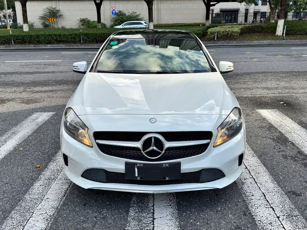 Mercedes-Benz A-Class (Import) — миниатюра 2