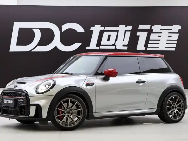 MINI JCW