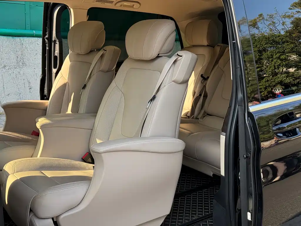 MERCEDES-BENZ V CLASS