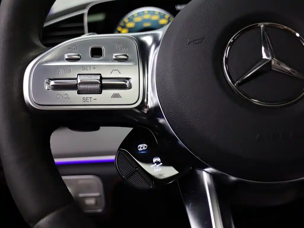 Mercedes-Benz GLE AMG — миниатюра 31