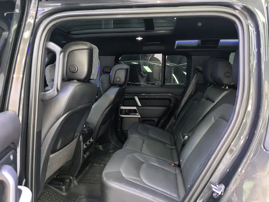Land Rover Land Rover Defender 2023 110 3.0T P400 X-DYNAMIC HSE