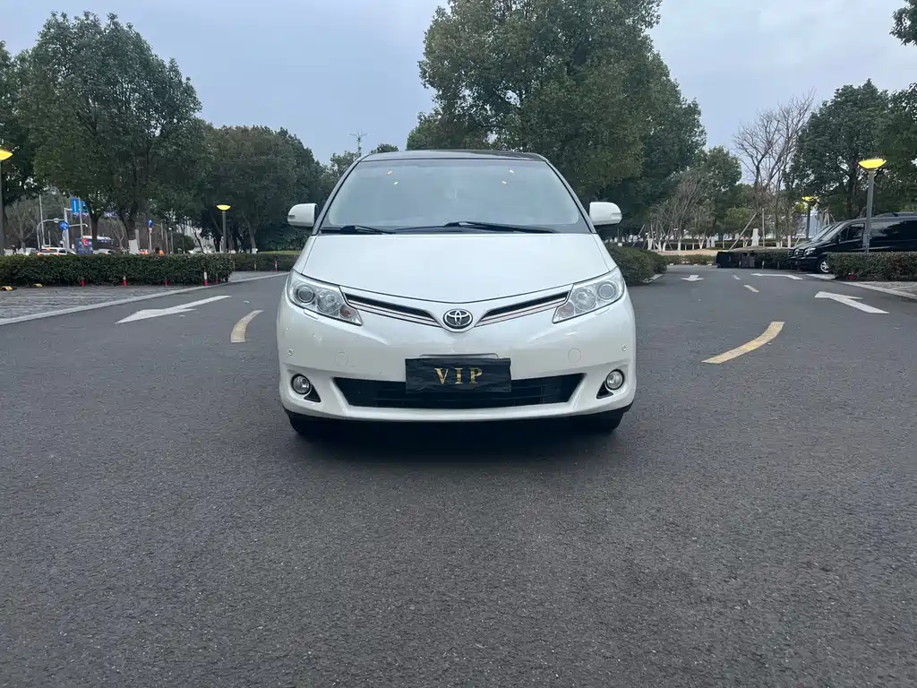 TOYOTA PREVIA