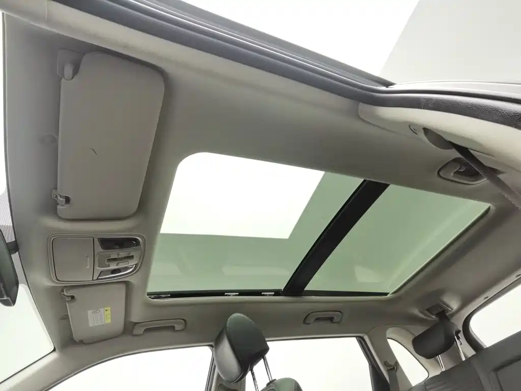 Kia Sportage — миниатюра 14