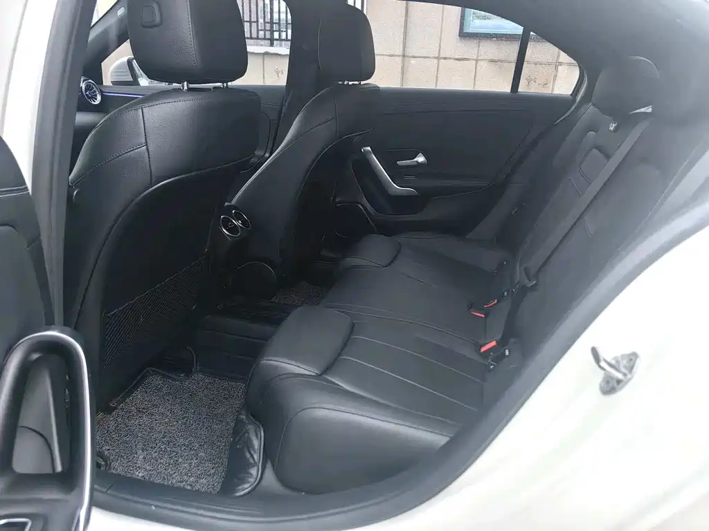 MERCEDES-BENZ A CLASS