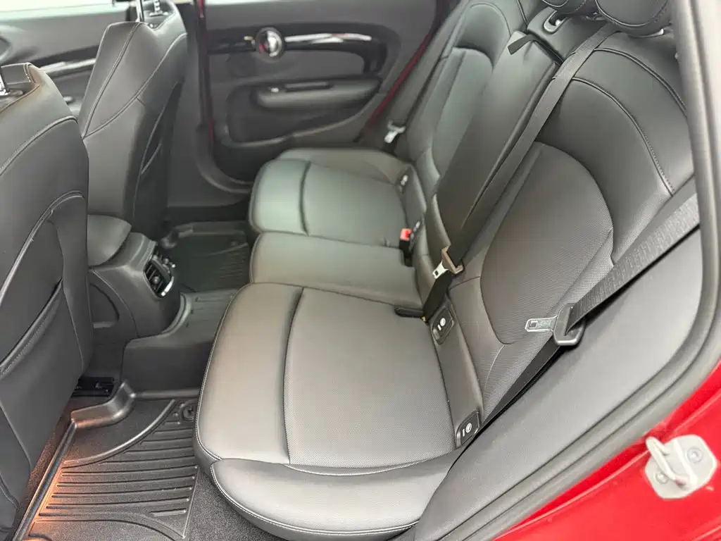 MINI Mini Clubman — миниатюра 19