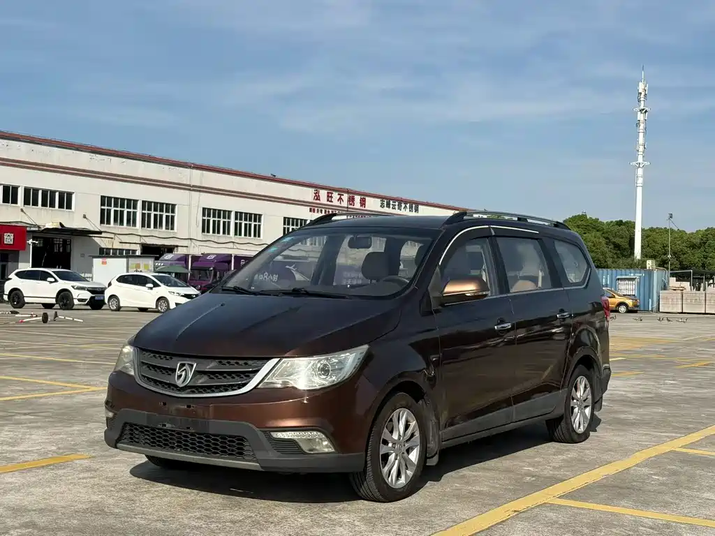 Baojun 730 2014