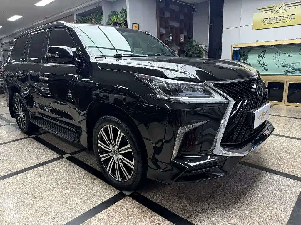 Lexus LX — миниатюра 3
