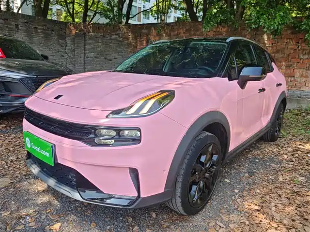 2022 Lynk & Co 06