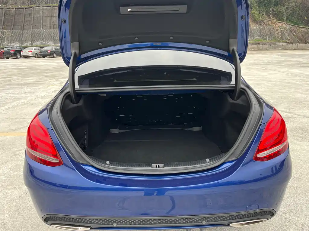 MERCEDES-BENZ C CLASS