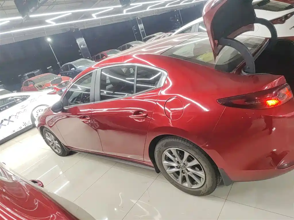 MAZDA 3 ANGKESAILA