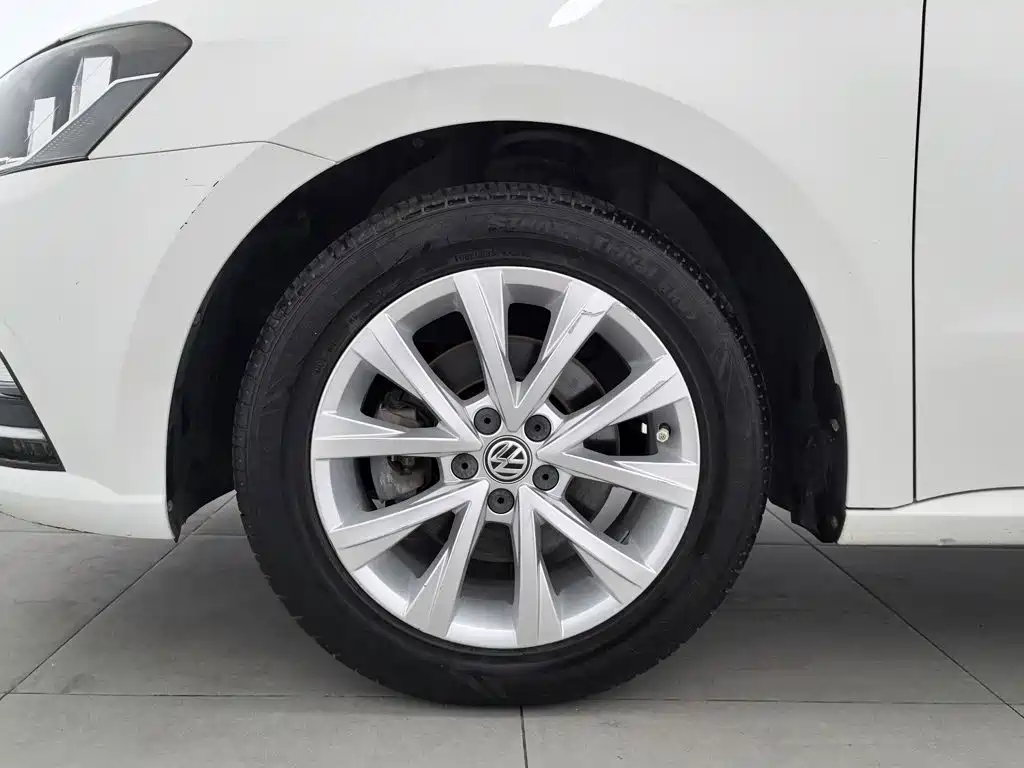 Volkswagen Lavida — миниатюра 17