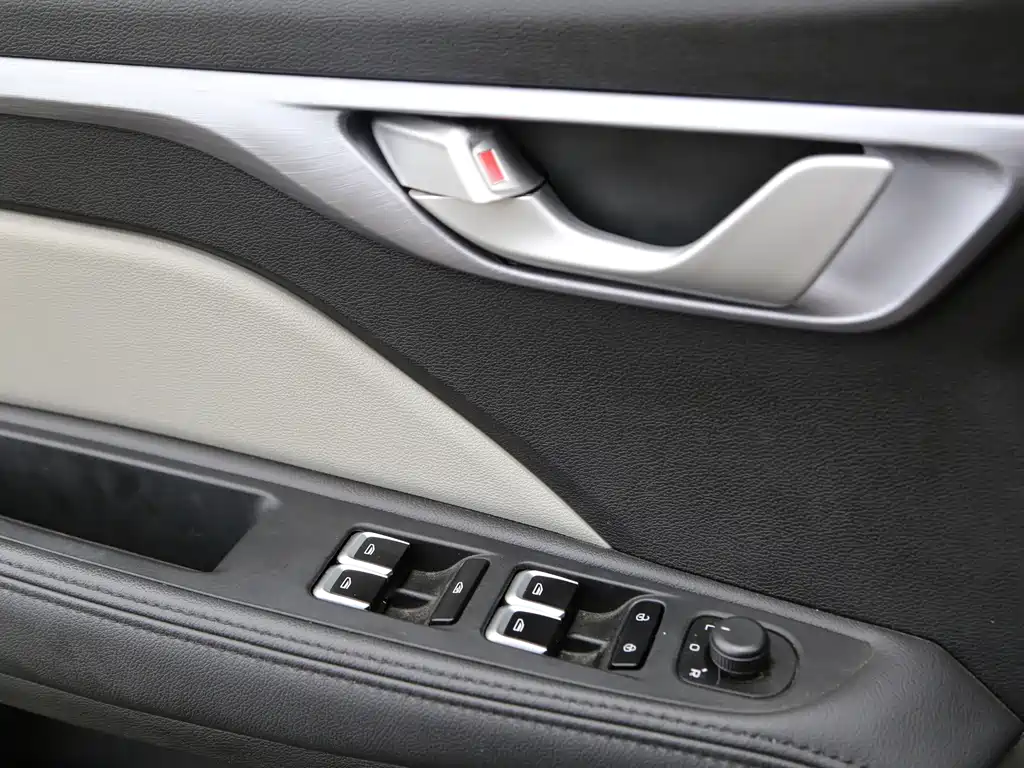 Geely Vision — миниатюра 12