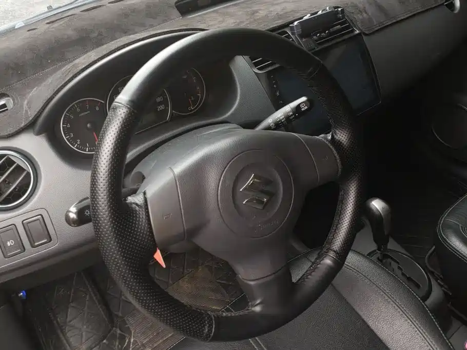 Suzuki Swift — миниатюра 15