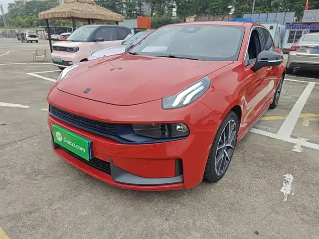 2019 Lynk & Co 03