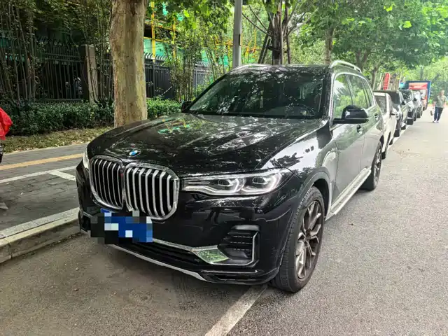 BMW X 7 2022 x Drive 40i Leading — фото 1