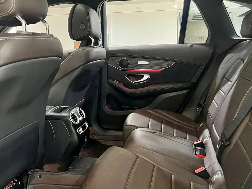 Mercedes-Benz GLC — миниатюра 9