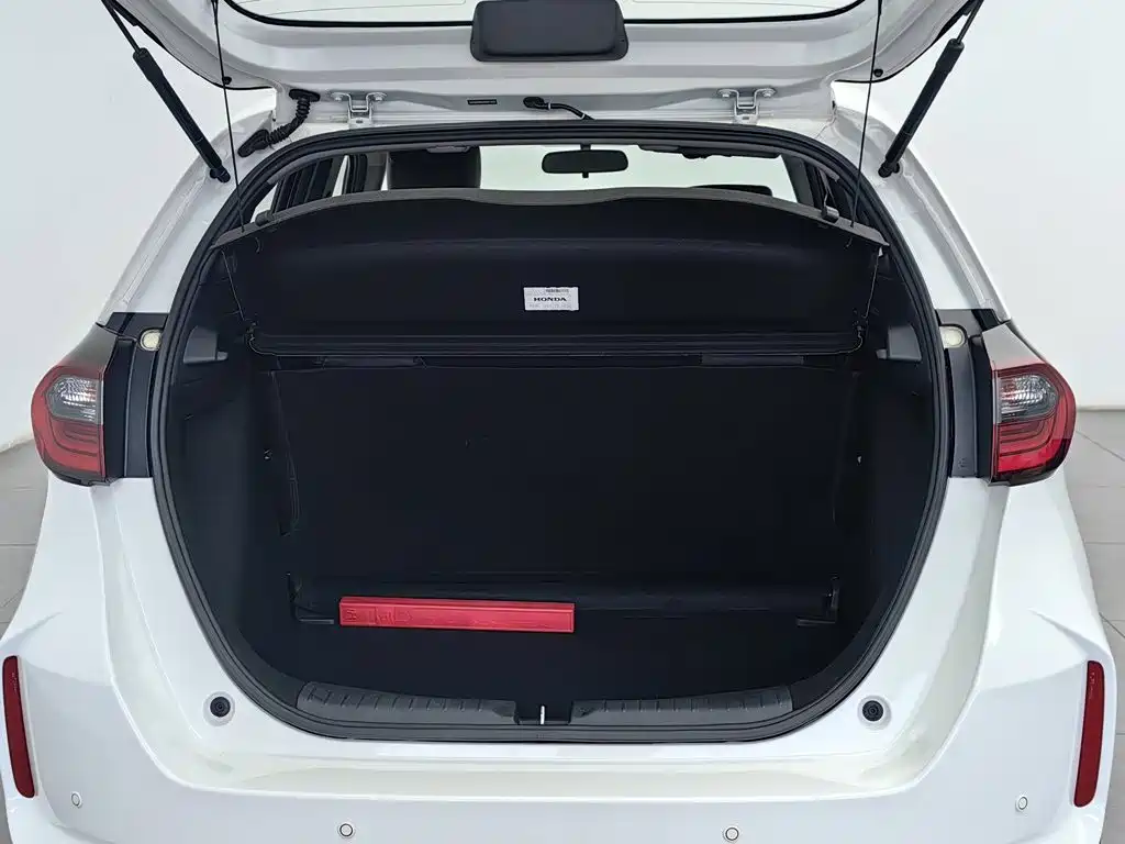 Honda Fit — миниатюра 16