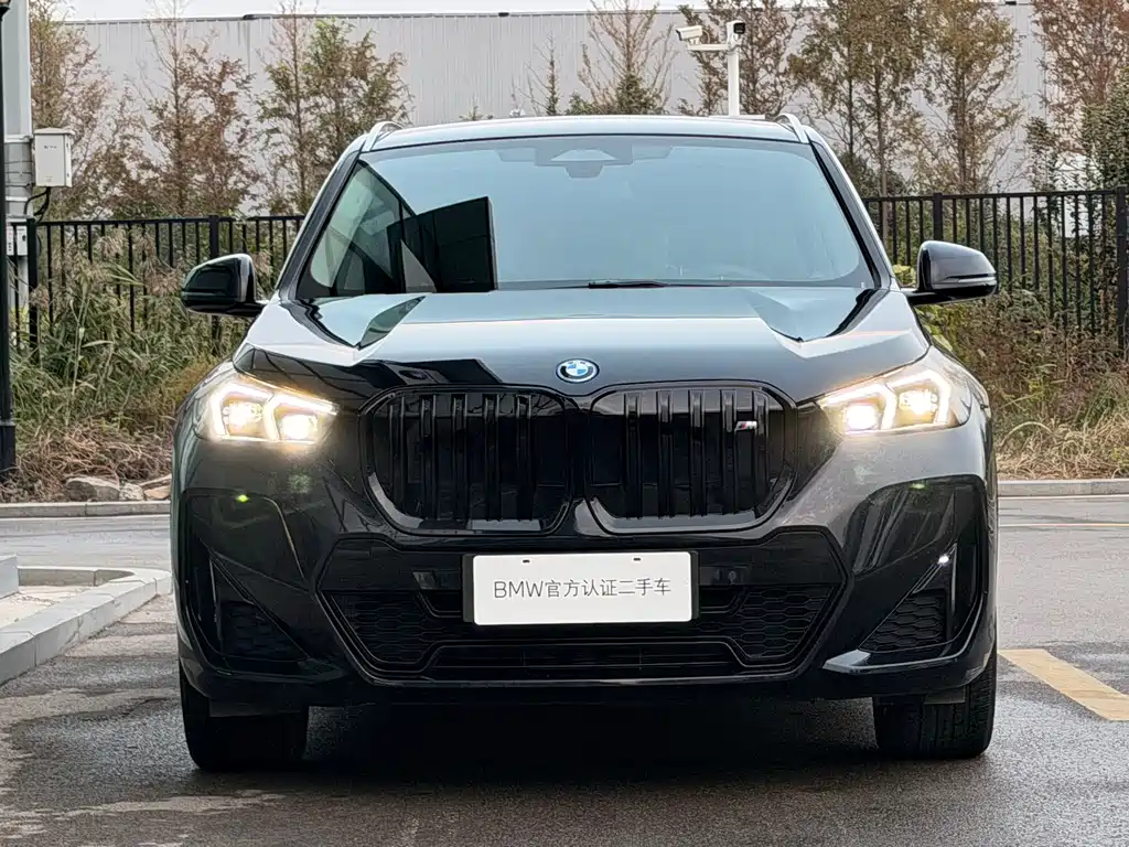 BMW iX1 — миниатюра 6