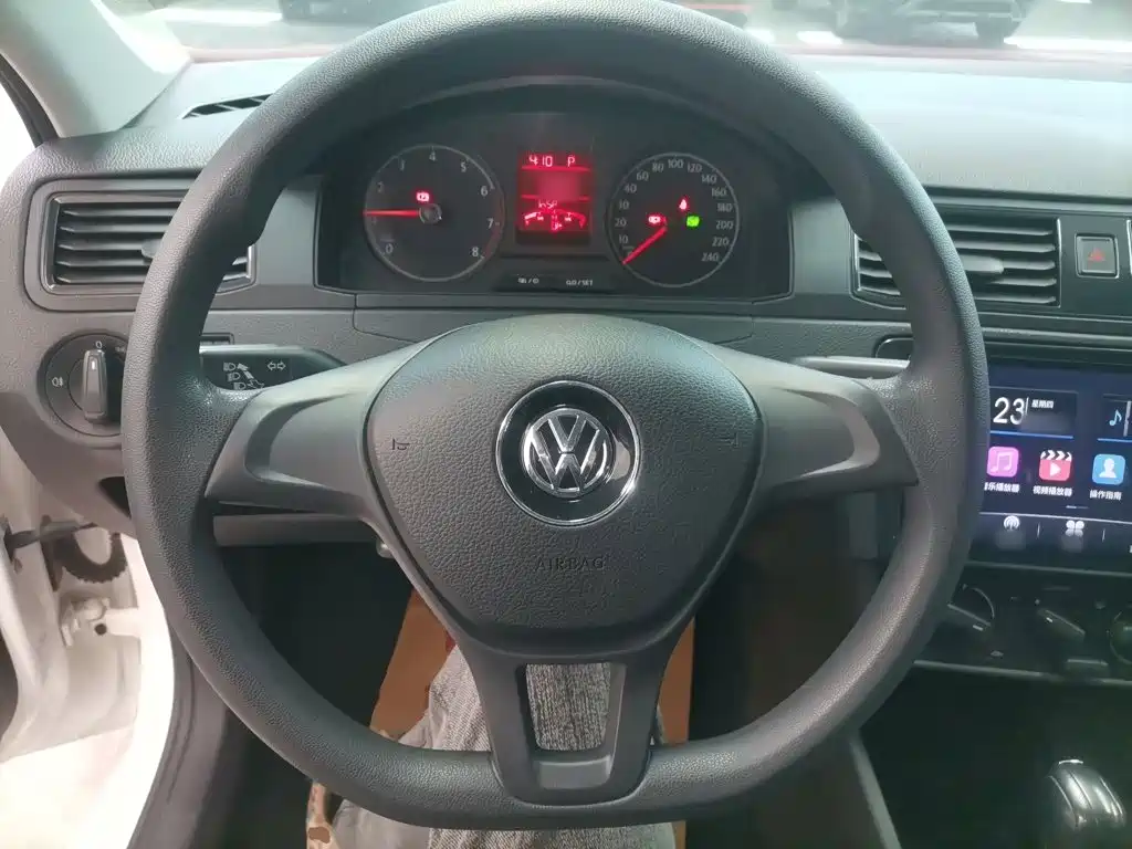 Volkswagen Santana — миниатюра 11