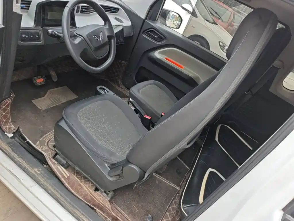 Wuling MINIEV — миниатюра 15