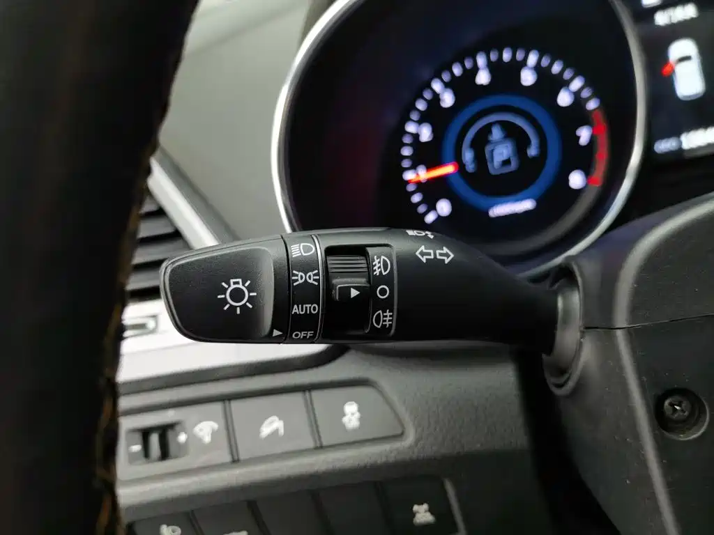Hyundai Santa Fe — миниатюра 21