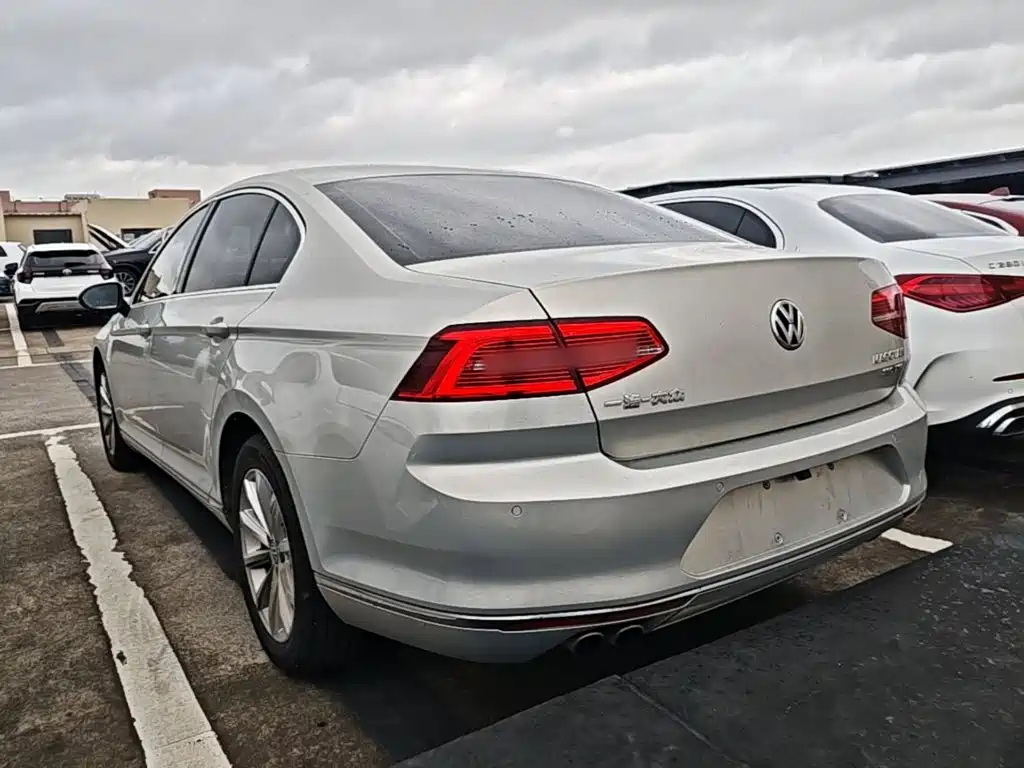 Volkswagen Magotan — миниатюра 5