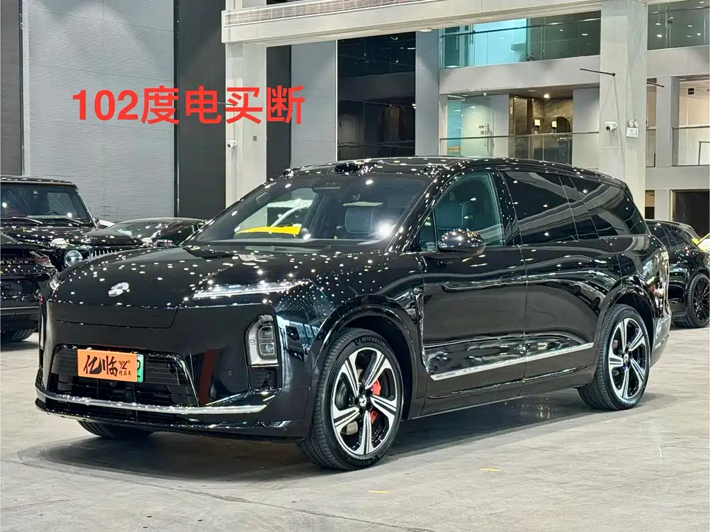 Nio ES8 2025