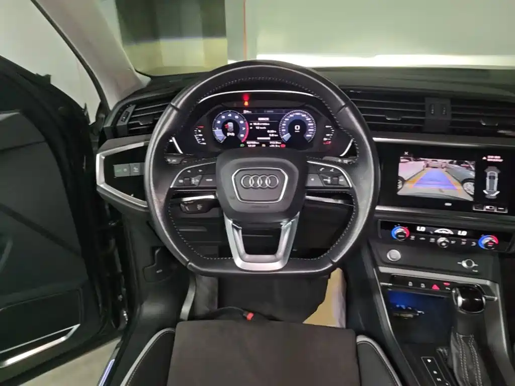 Audi Q3 — миниатюра 11