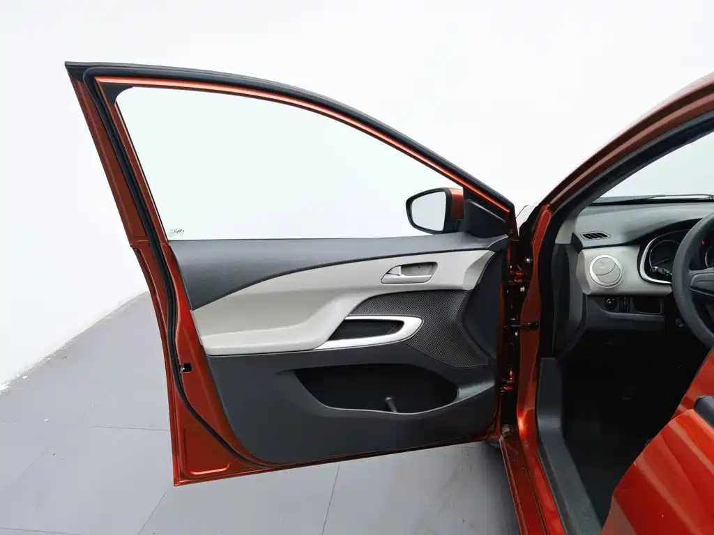 Chevrolet Sail — миниатюра 8