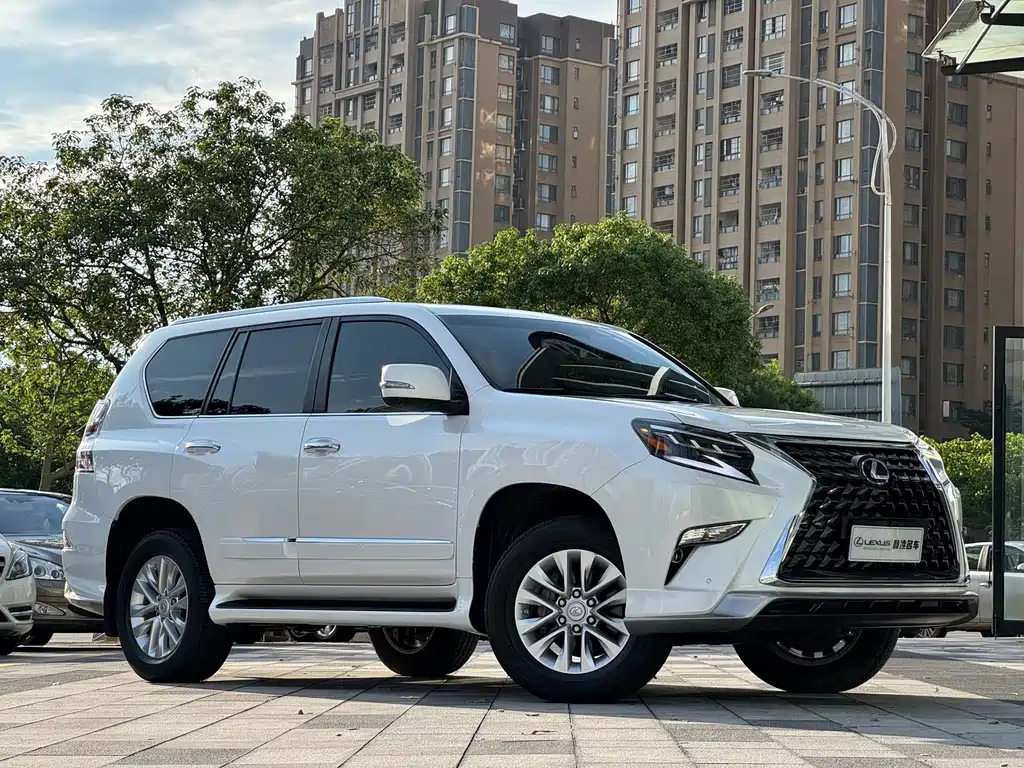 Lexus GX — миниатюра 3