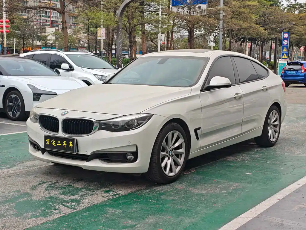 BMW 3 Series GT 2019