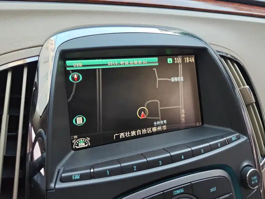 Buick LaCrosse — миниатюра 13