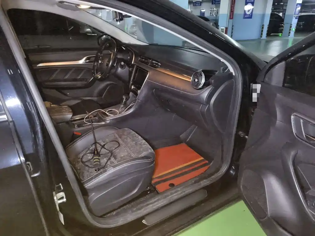 MG MG6 — миниатюра 18