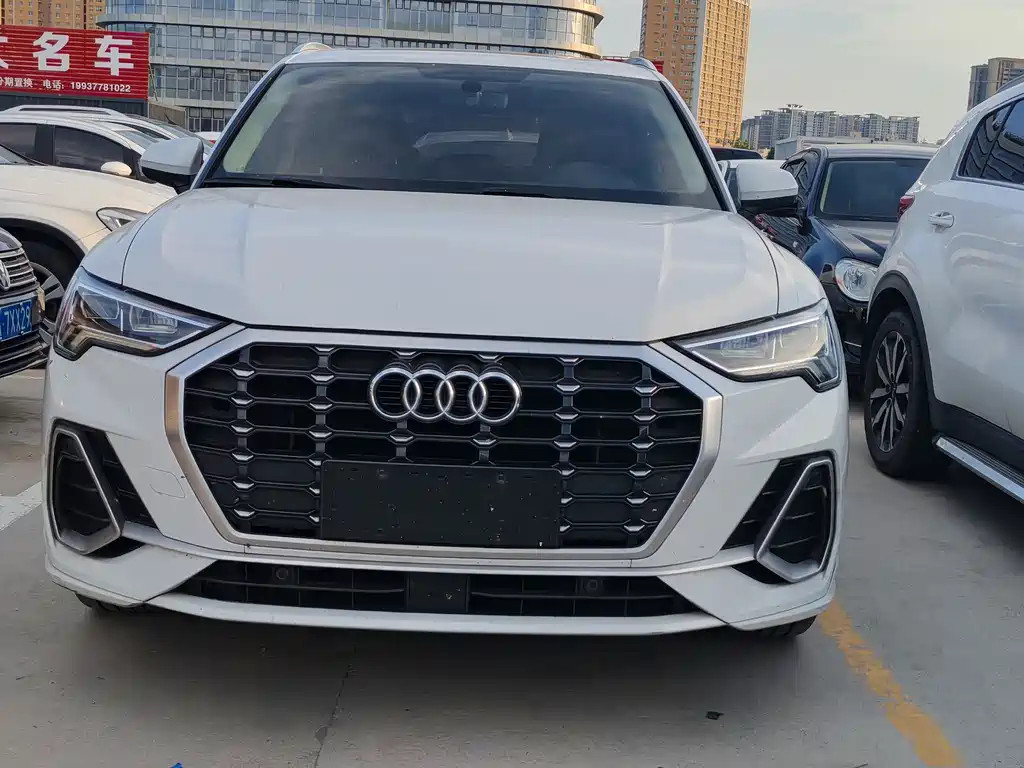 Audi Q3 — миниатюра 2