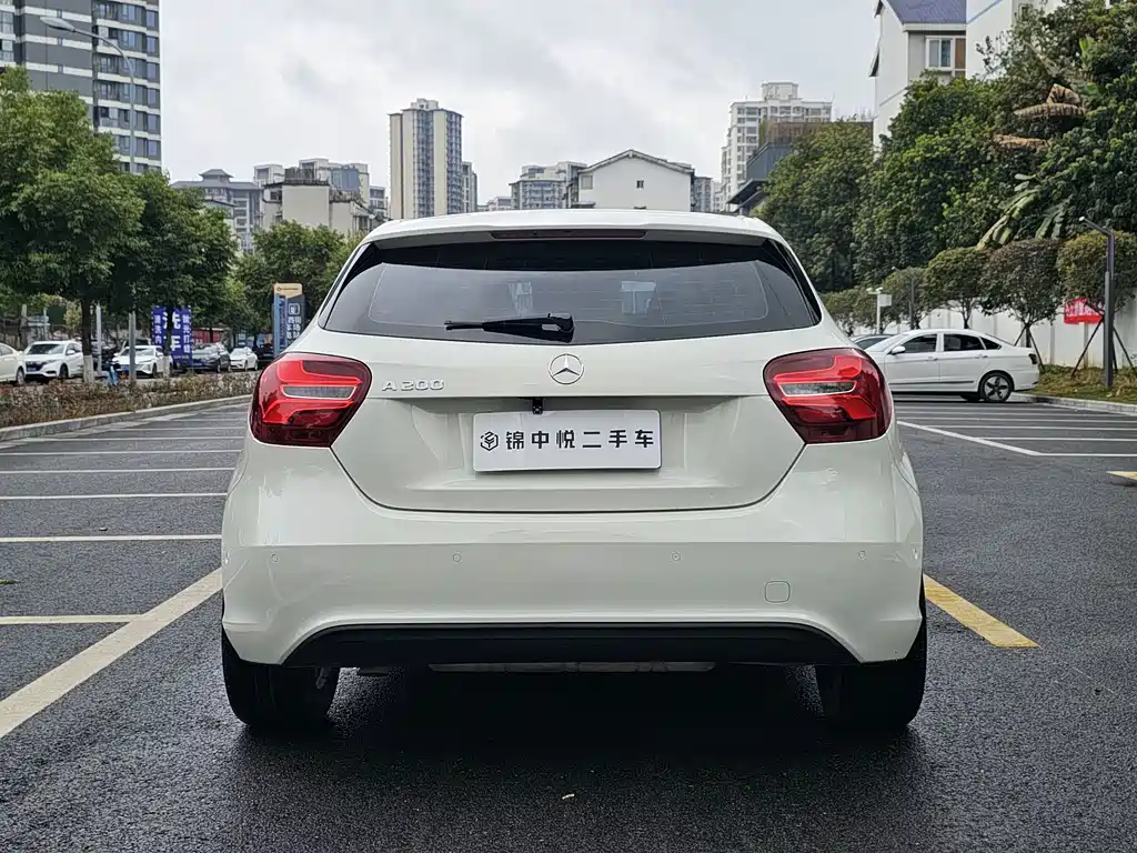 MERCEDES-BENZ A CLASS