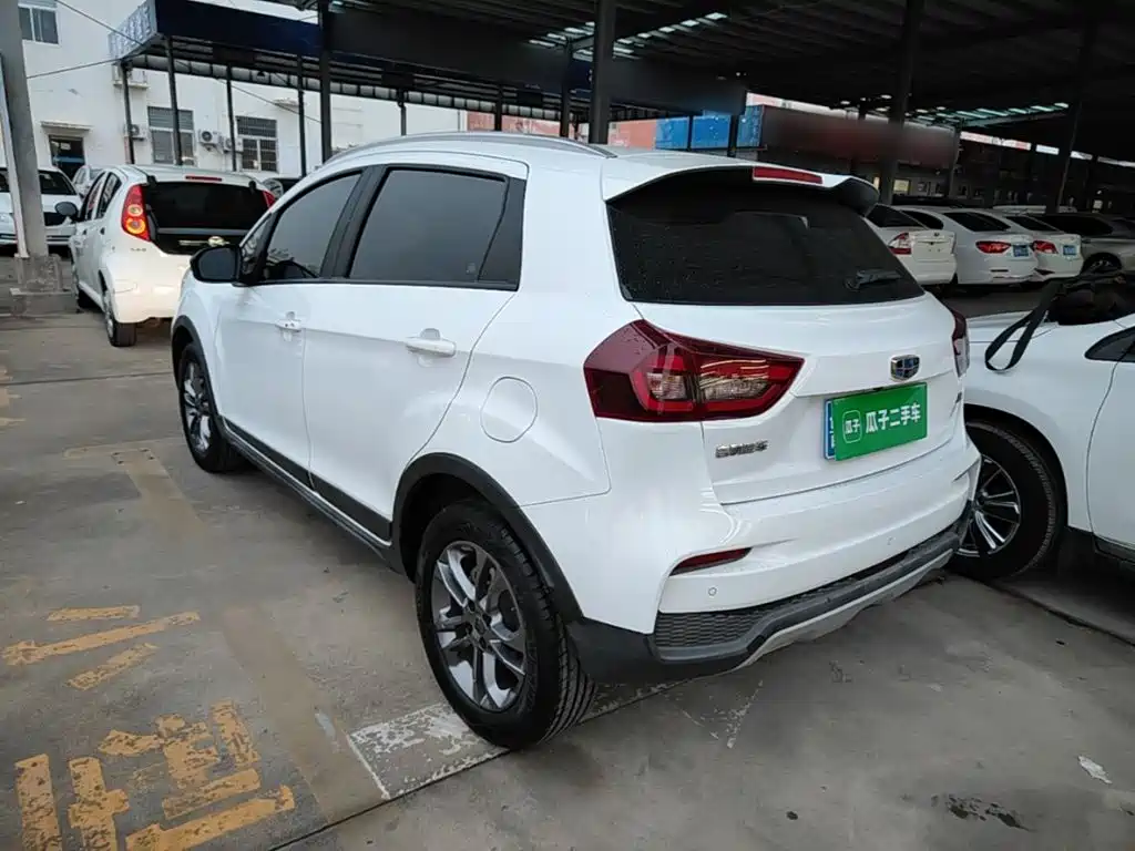 Geely Vision X3 — миниатюра 5