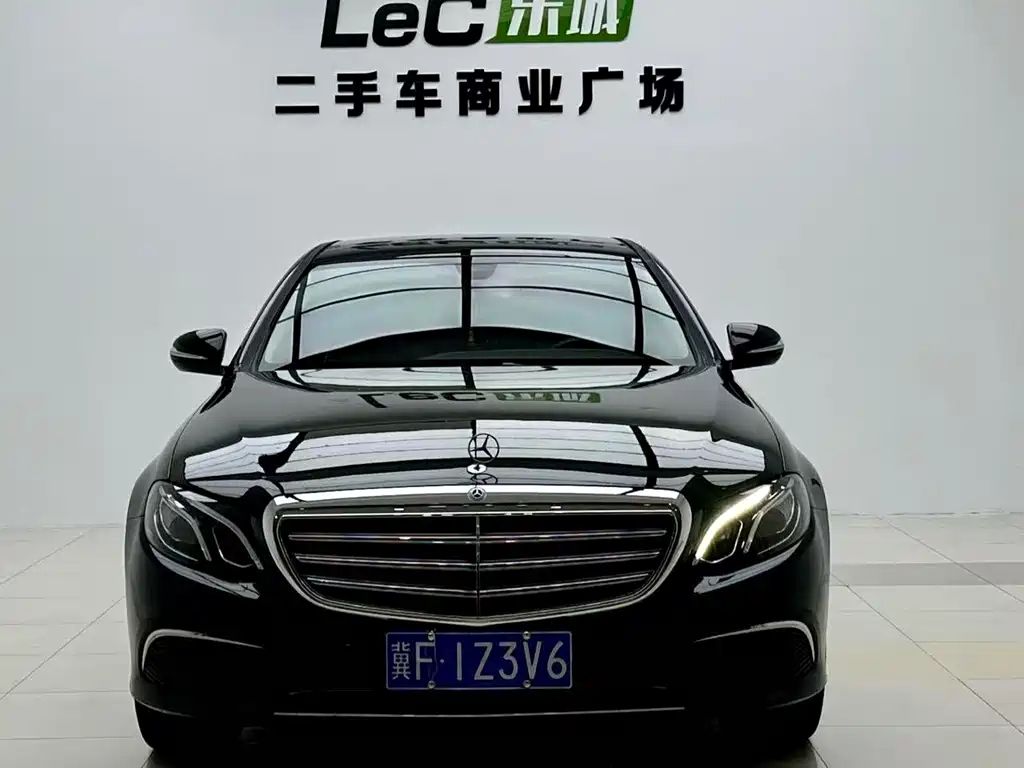 Mercedes-Benz E-Class — миниатюра 2