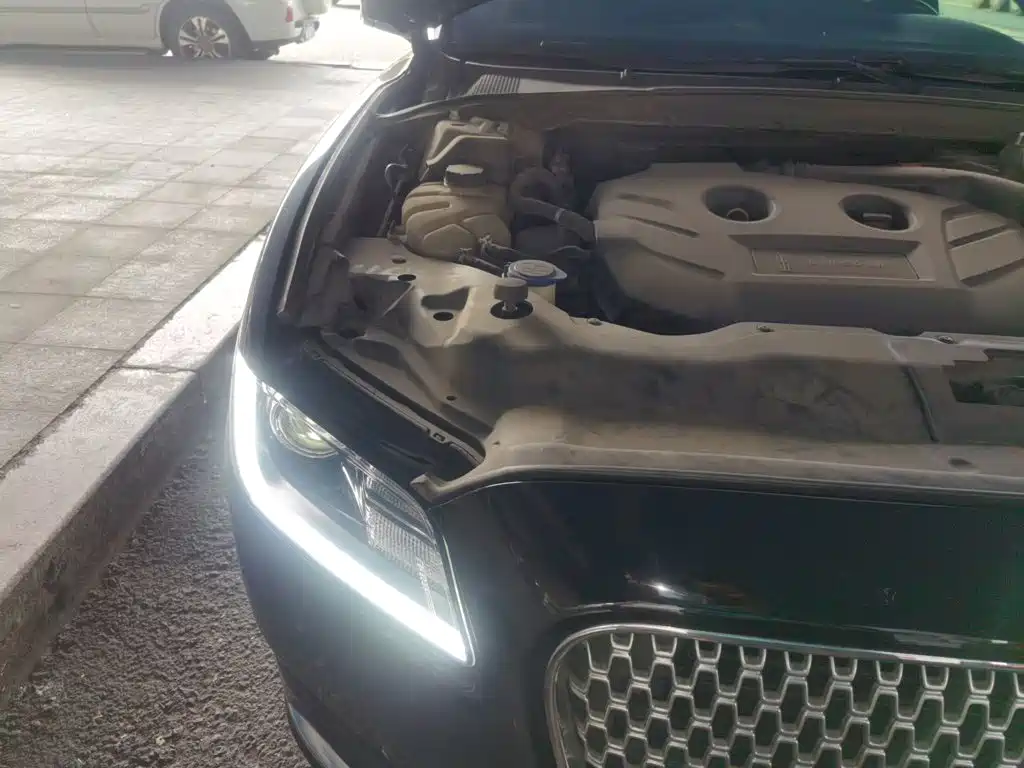 Lincoln Continental — миниатюра 19