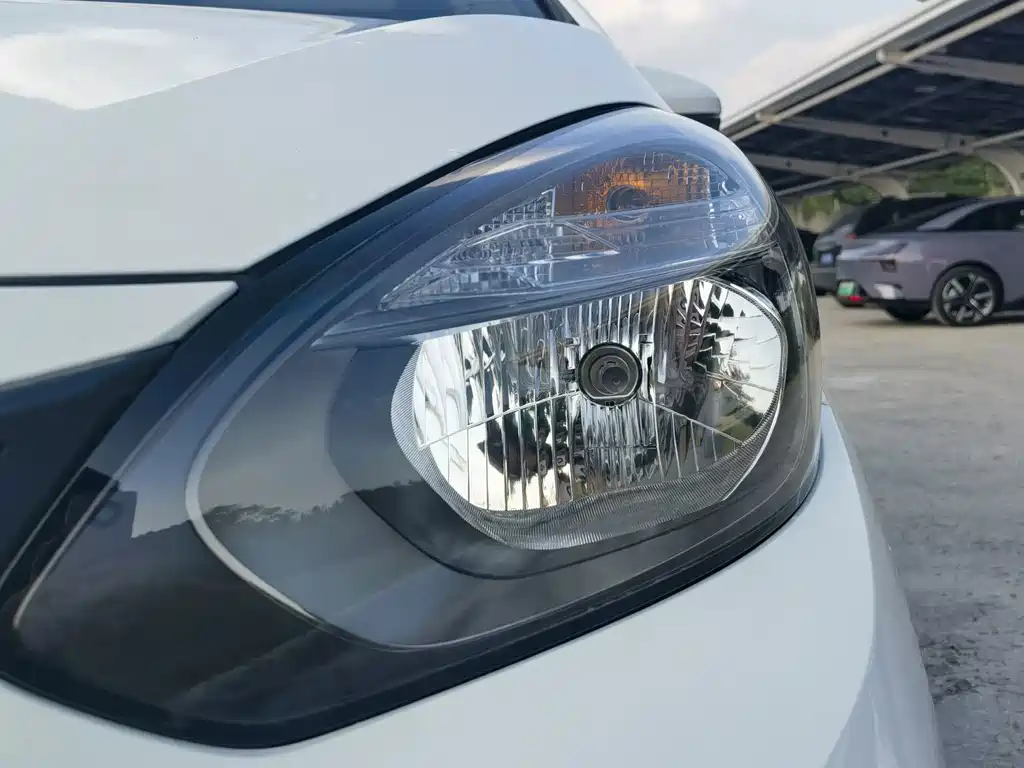Honda Fit — миниатюра 9