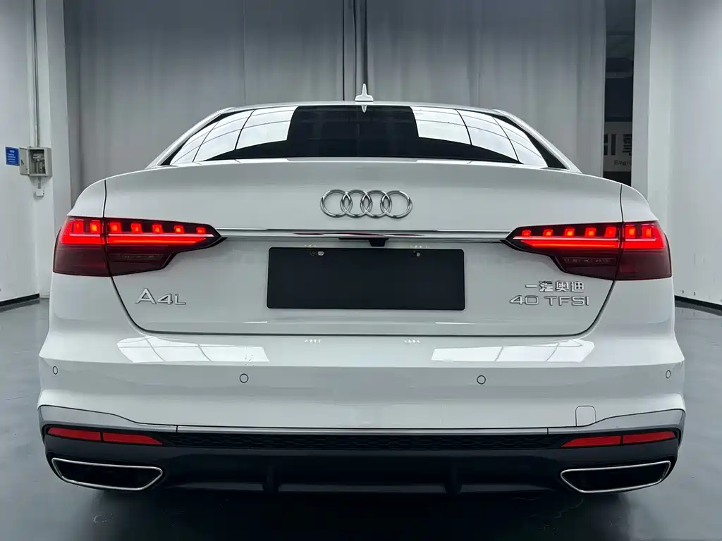 Audi A4L — миниатюра 12