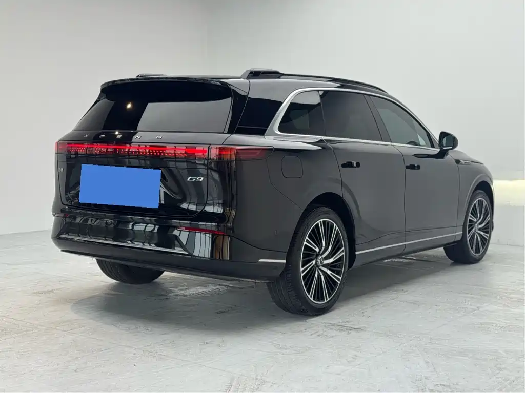 XPeng G9 — миниатюра 5