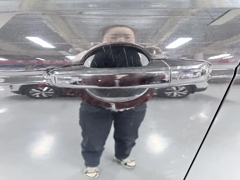 LAND ROVER DISCOVER SPORTS