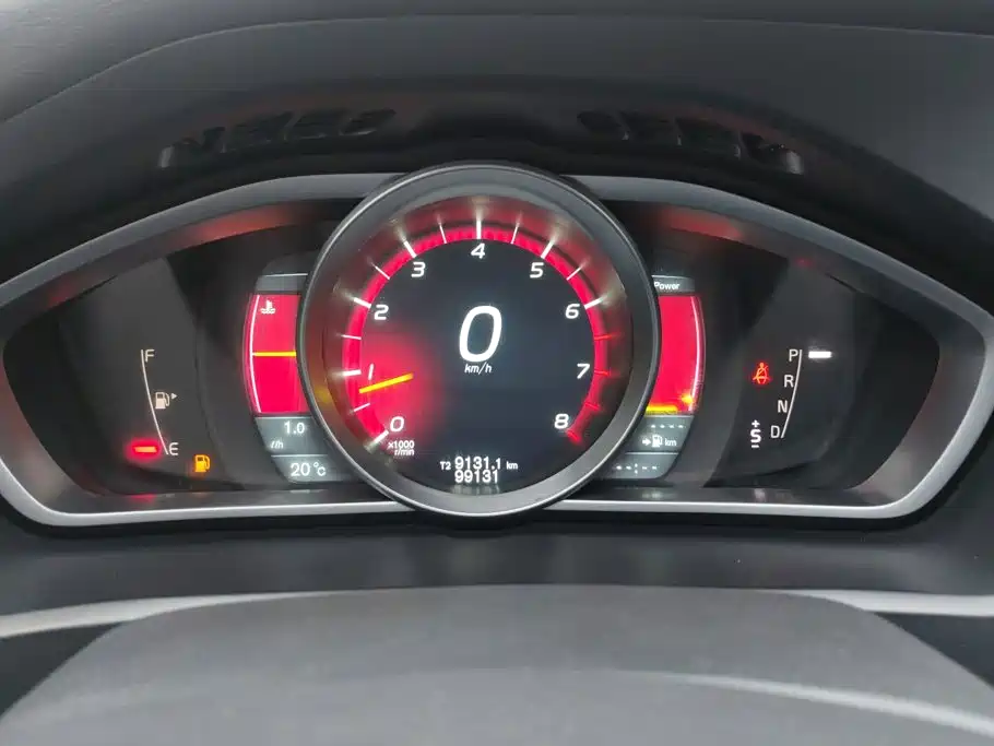 Volvo V40 — миниатюра 14
