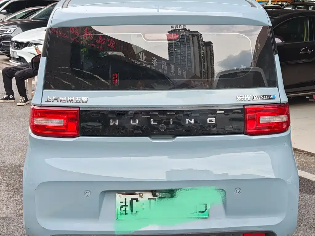 Wuling MINIEV — миниатюра 5
