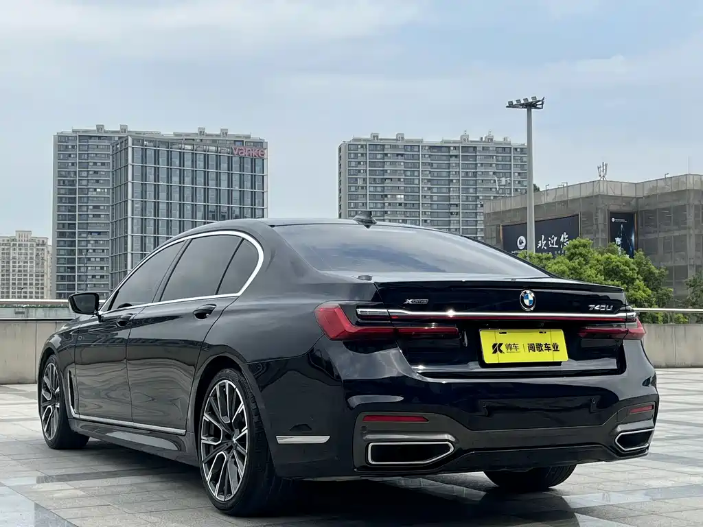 BMW 7 Series 7 2021 740Li Lead Luxury