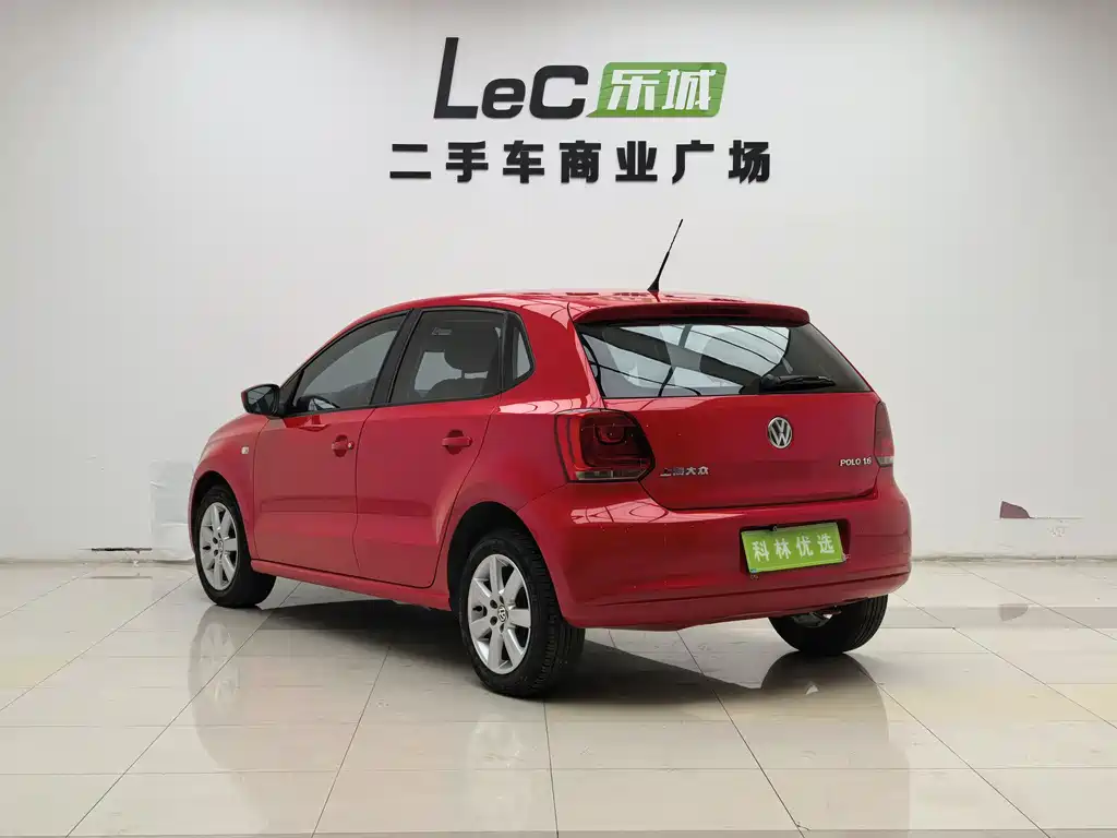 Volkswagen Polo 2013 1.6L AT Comfort