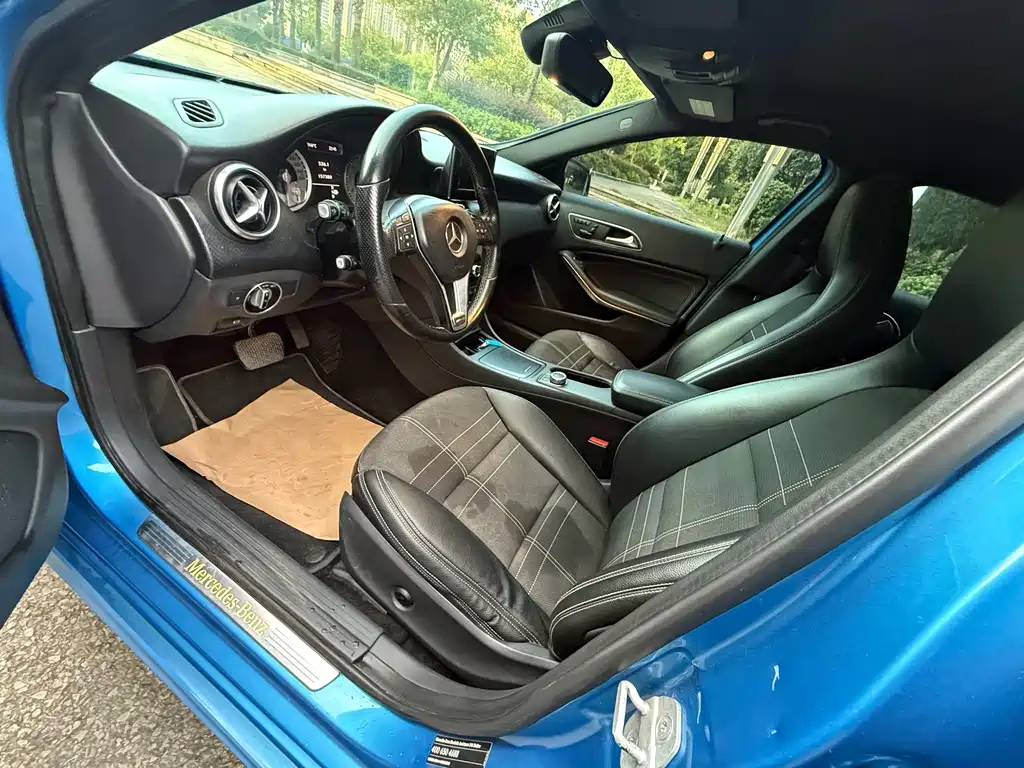 Mercedes-Benz A-Class (Import) — миниатюра 10