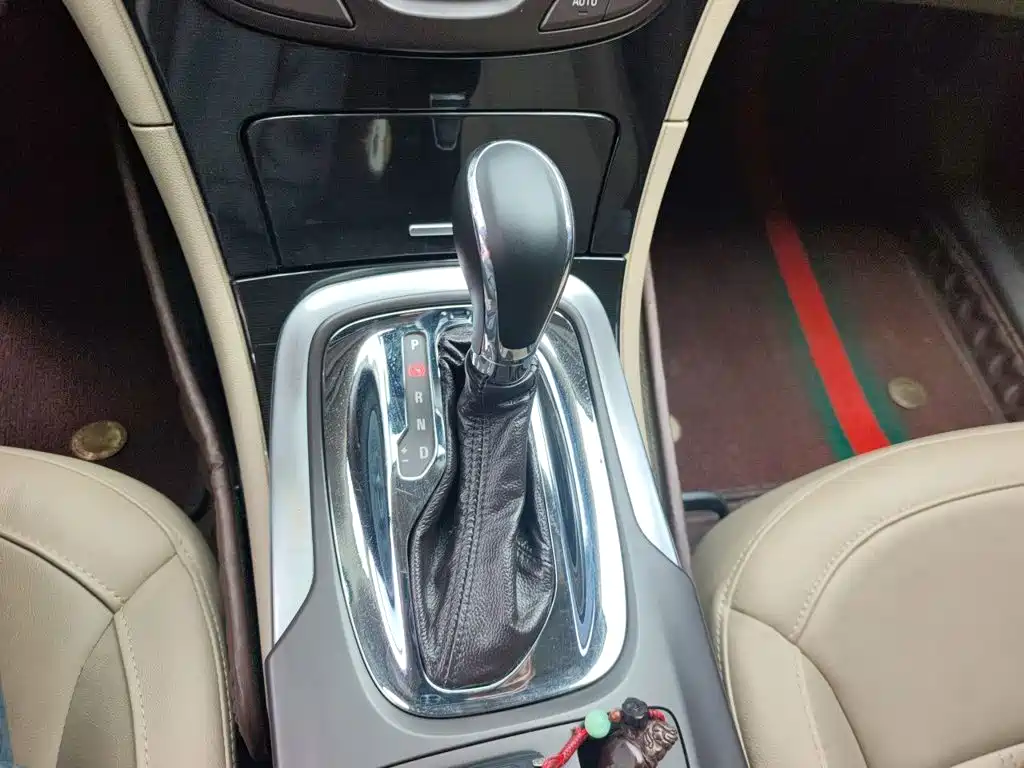 Buick Regal — миниатюра 15
